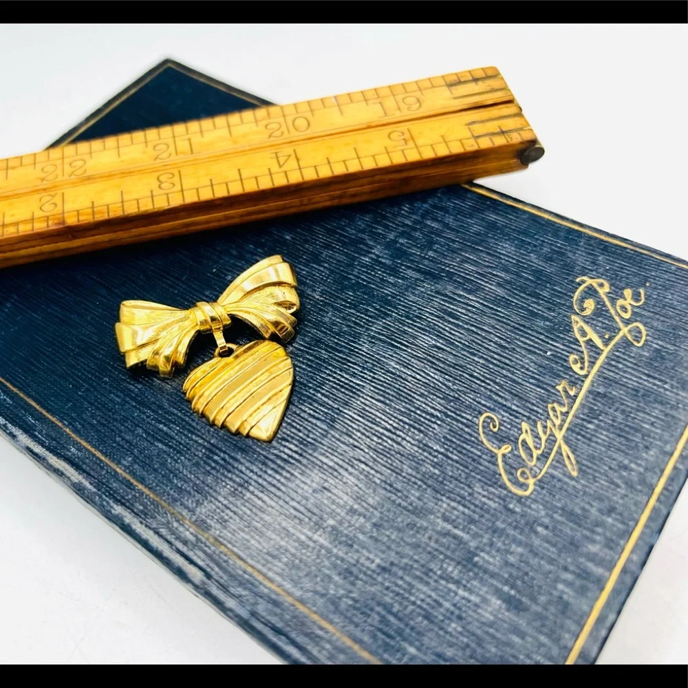 Avon beautiful vintage